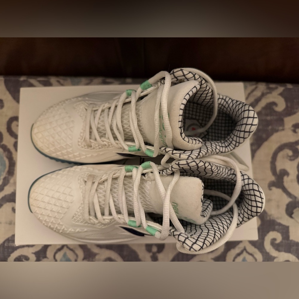 New Balance Ohtani 1 Lab Work Turf Shoes - Picture 4 of 6